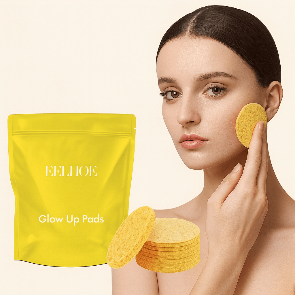 Femme qui applique les disques exfoliants Douciane 